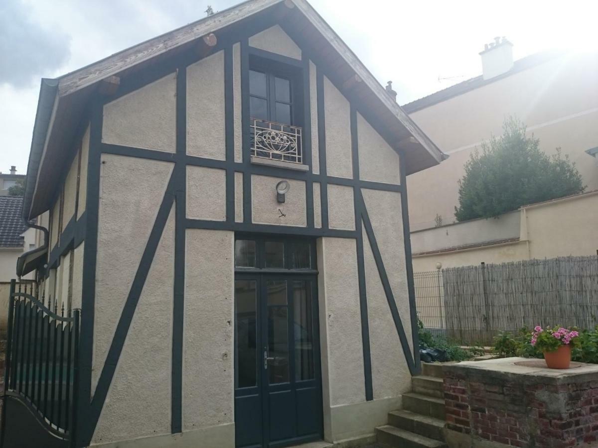 Les Lumieres D'Epernay Villa Esterno foto